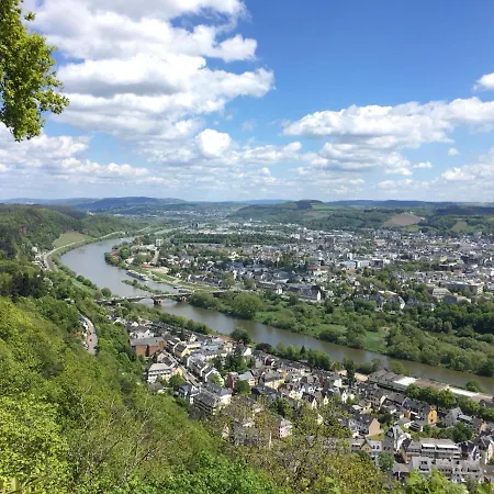 Apartament H-apartments Trewir